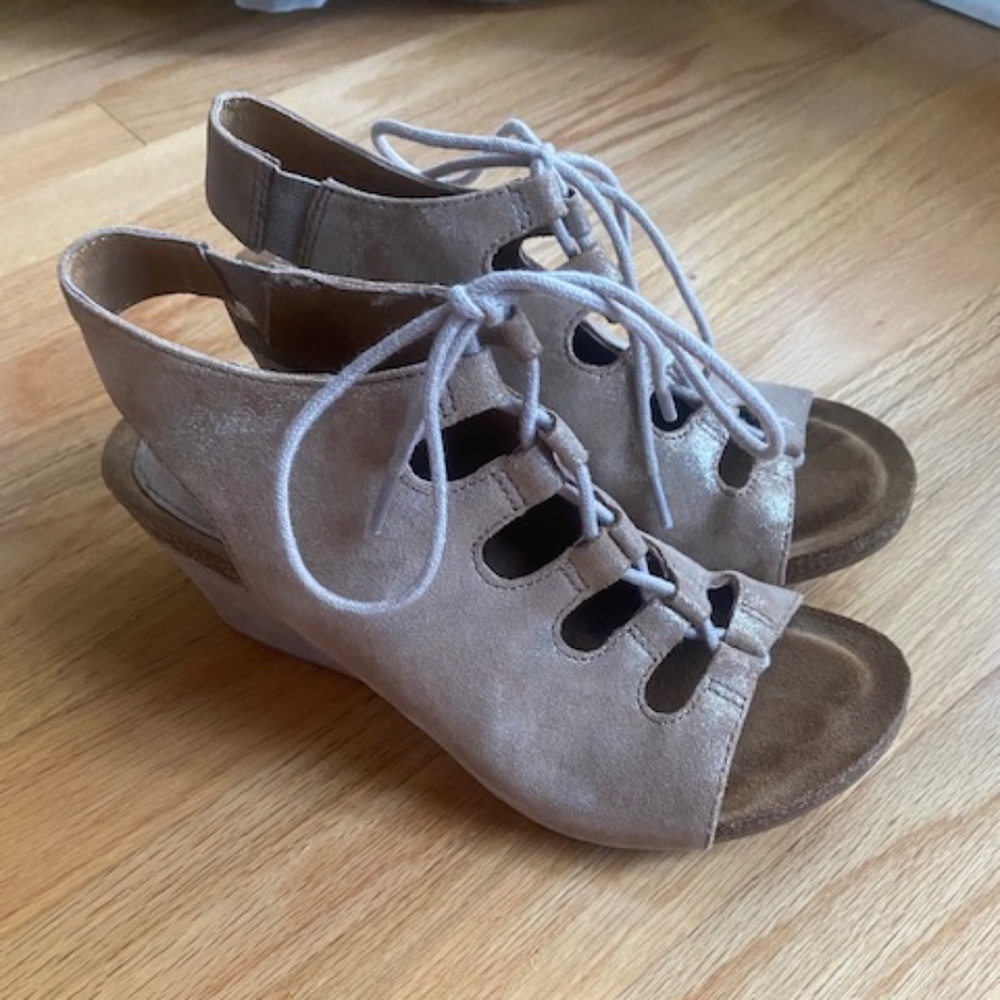 Sofft Metallic Leather Lace Up Wedge Sandals